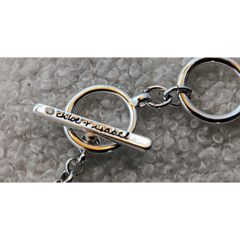 Chloe + Isabel Silver-Tone Hammered Oval Chain Link Toggle Bracelet w Dustbag - Picture 3 of 5